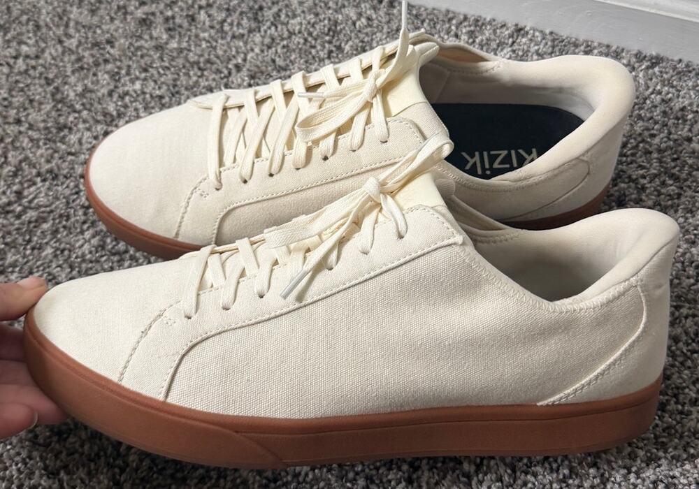 KIZIK Irvine sneakers women's size 11.5 men's size 13
